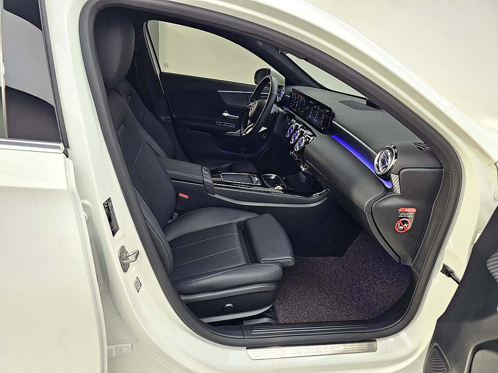 Mercedes Benz A Class - Vista 11