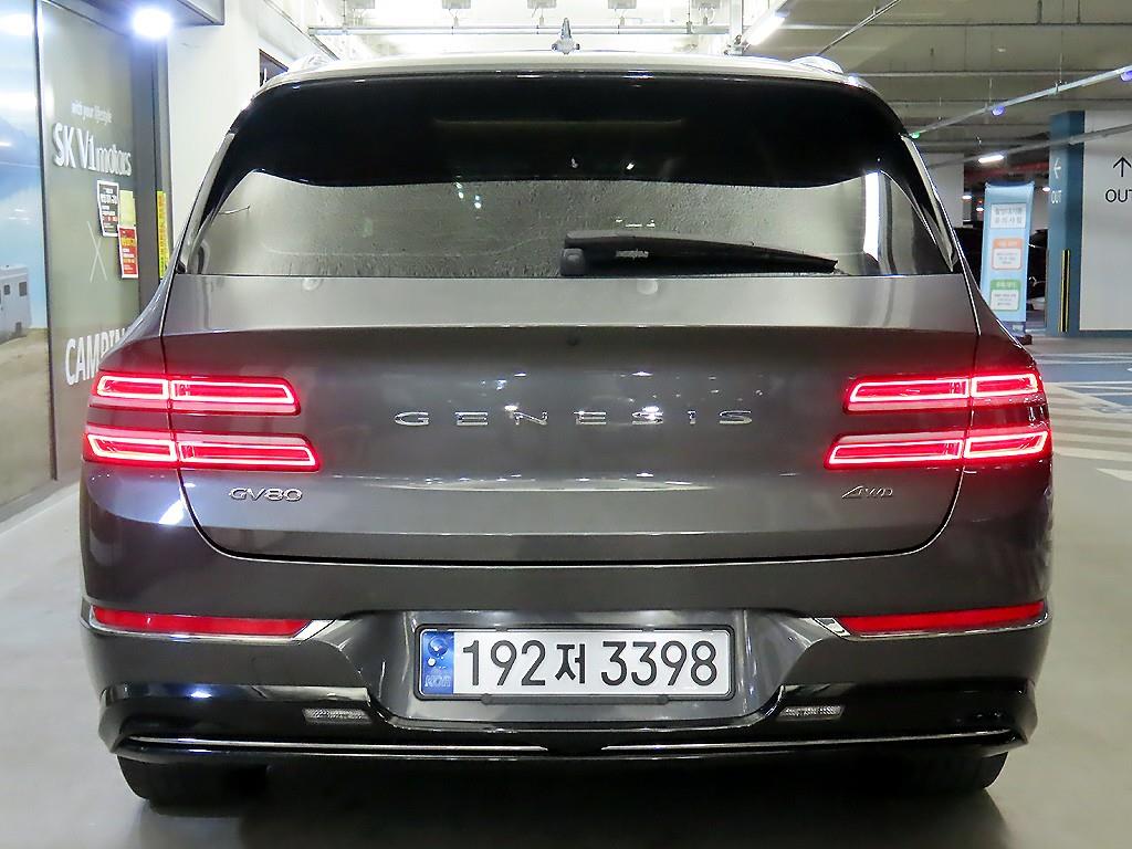 Genesis GV80 - Vista 5