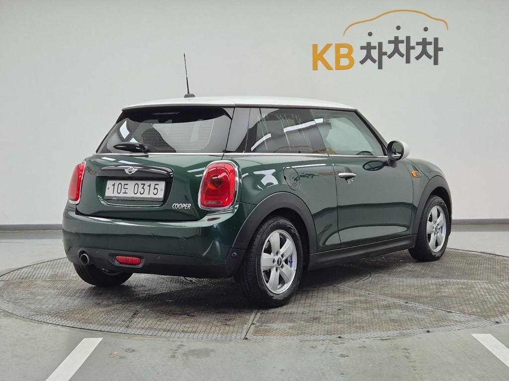 Mini Cooper - Vista 4