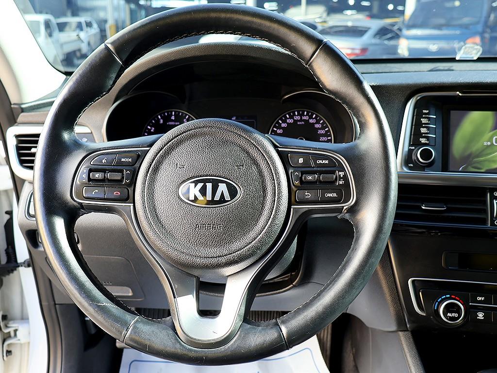 KIA K5 2016 Blanco - Importación desde Corea - HF Imports Iquique - Foto 8