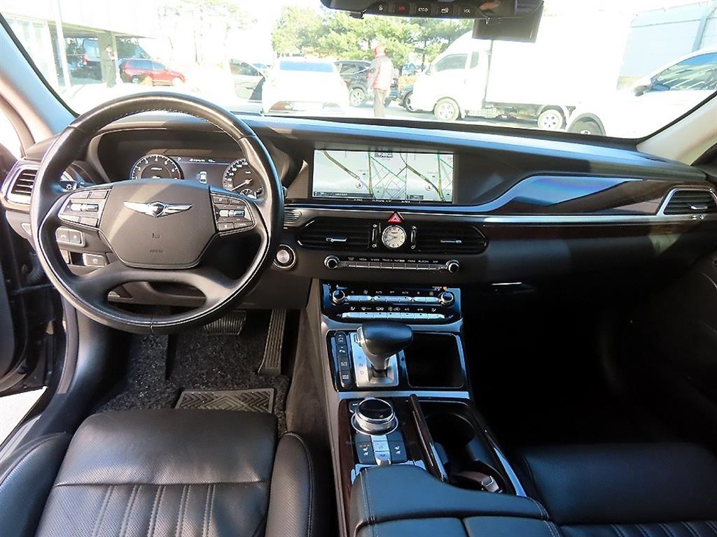 Genesis EQ900 - Vista 7