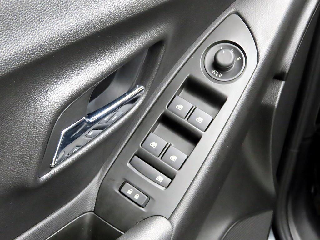 Chevrolet Trax - Vista 11