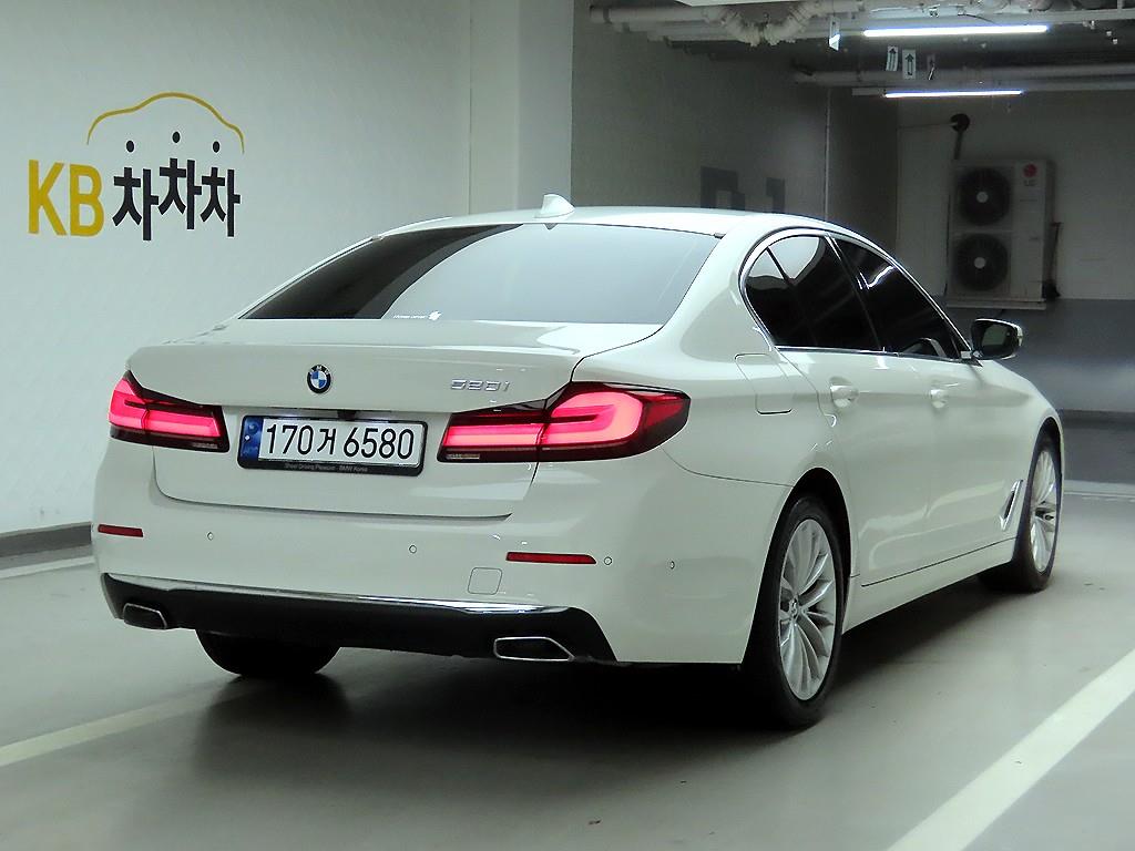 BMW 5 Series - Vista 4