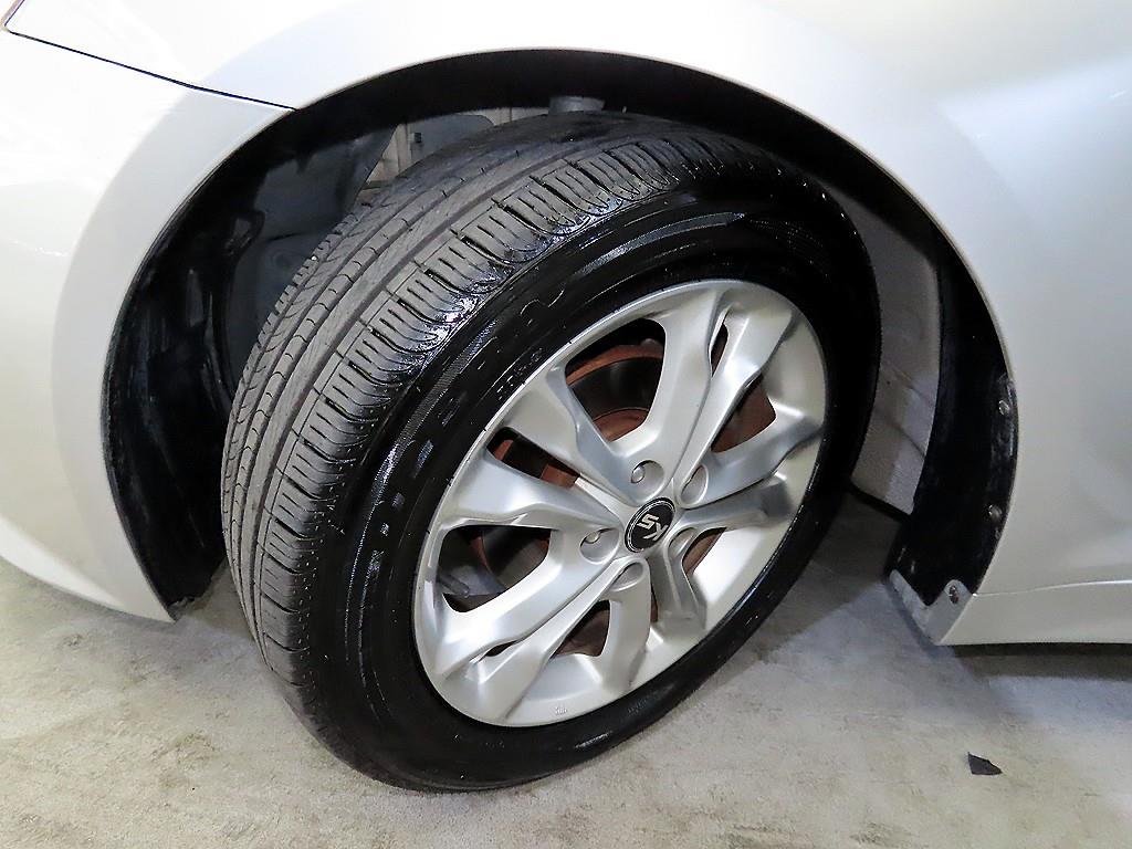 KIA K5 2011 Gris - Importación desde Corea - HF Imports Iquique - Foto 19