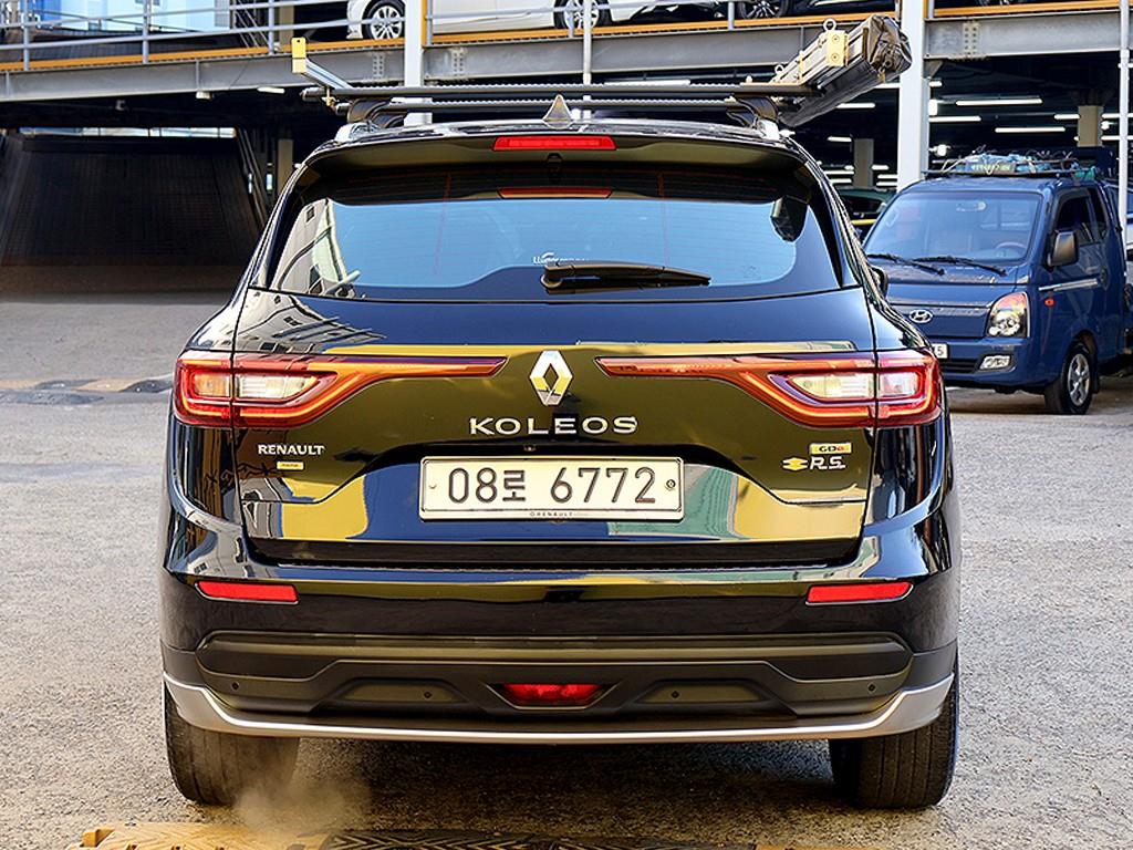 SAMSUNG QM6 - Vista 5