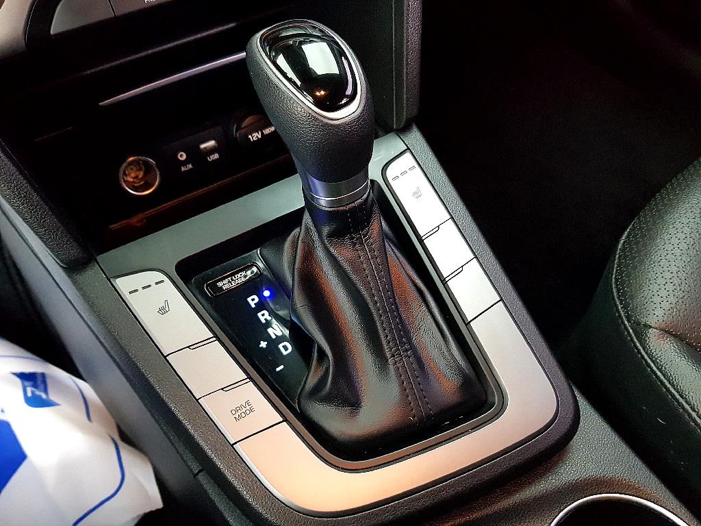 HYUNDAI Avante 2018 Blanco - Importación desde Corea - HF Imports Iquique - Foto 14