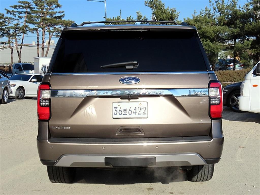 Ford Expedition - Vista 4