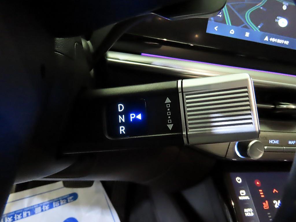 HYUNDAI Grandeur - Vista 12