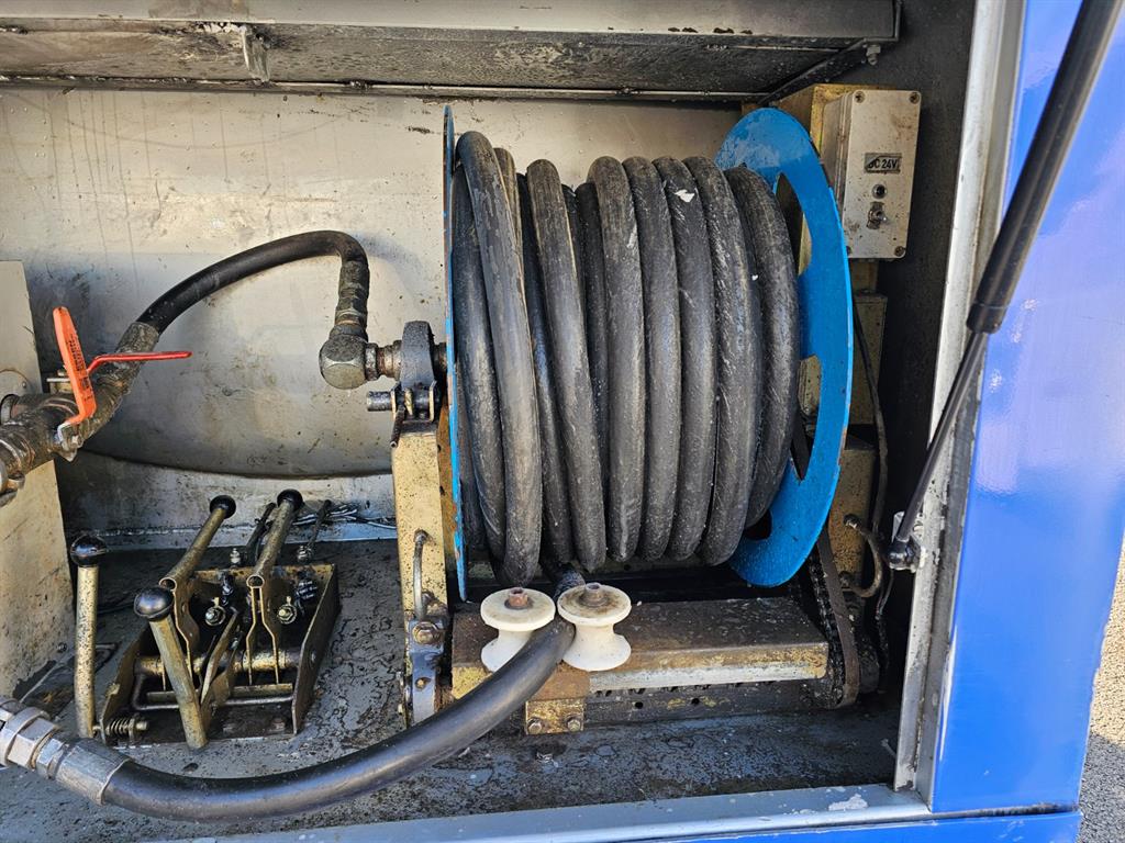 medium and large cargo Rory - Vista 9