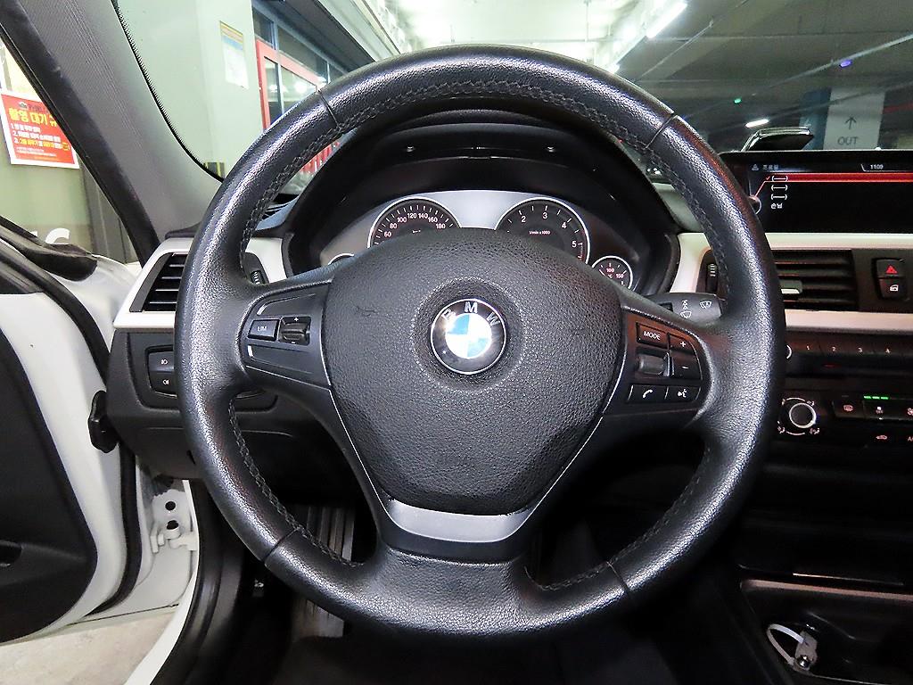 BMW 3 series - Vista 8