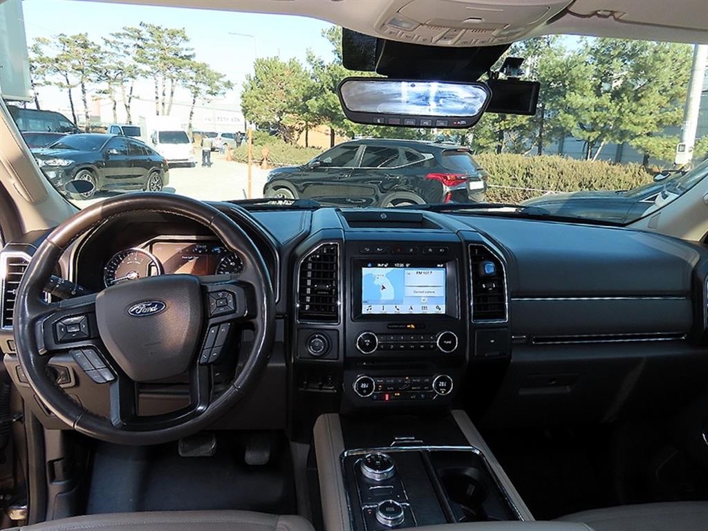 Ford Expedition - Vista 7