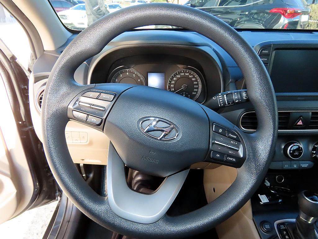 HYUNDAI Kona - Vista 8