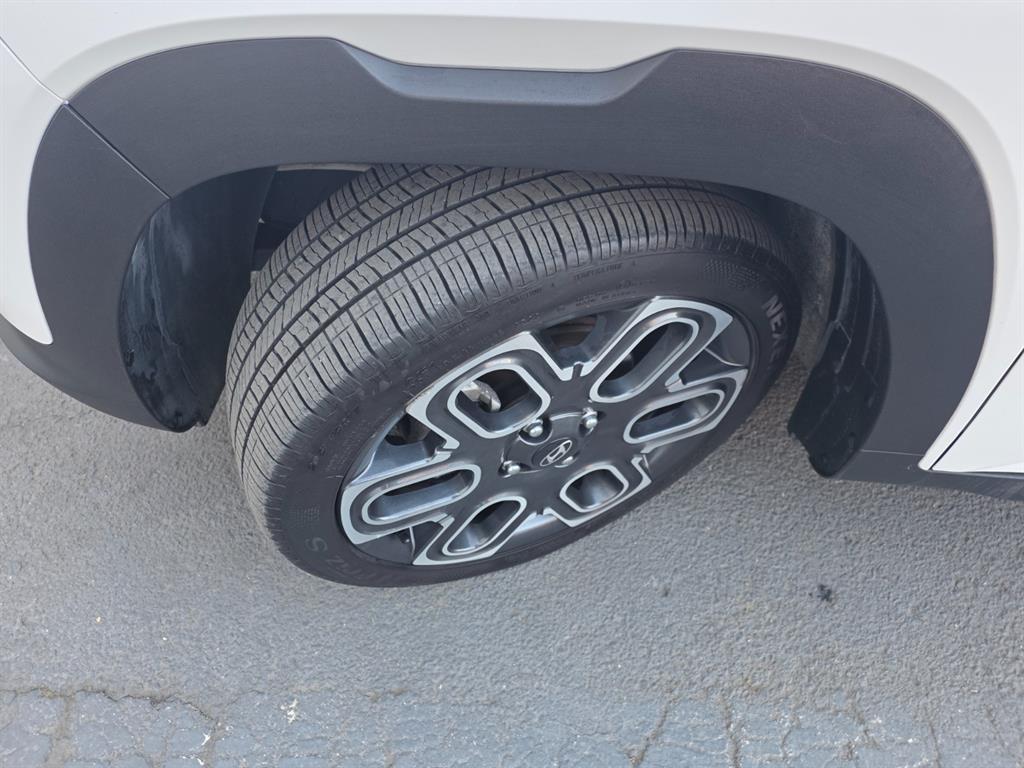 HYUNDAI Casper - Vista 5