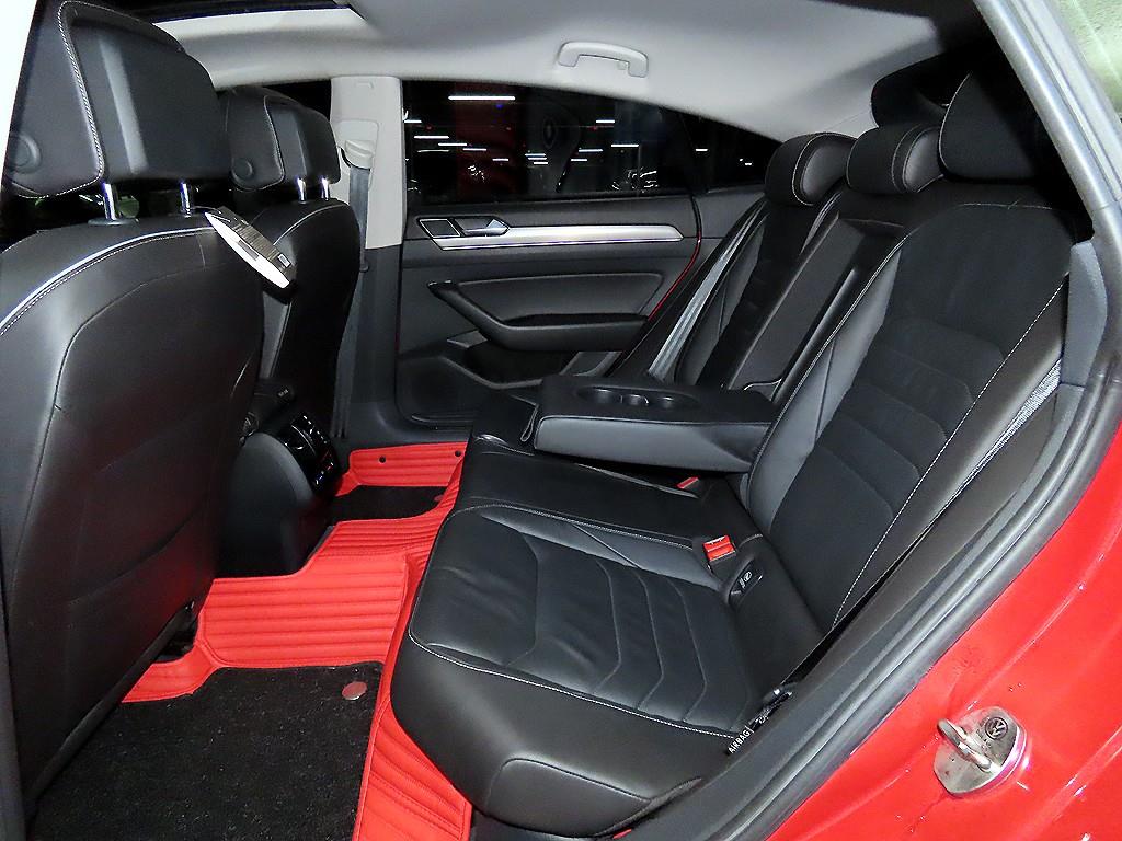 Volkswagen Arteon - Vista 7