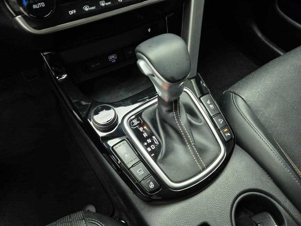 KIA Seltos - Vista 8