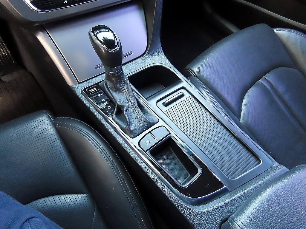 HYUNDAI Sonata - Vista 10