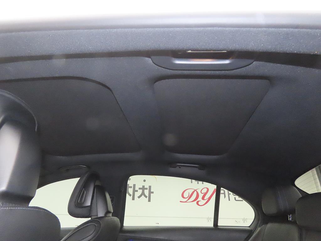 Mercedes Benz C Class 2022 Blanco - Importación desde Corea - HF Imports Iquique - Foto 15