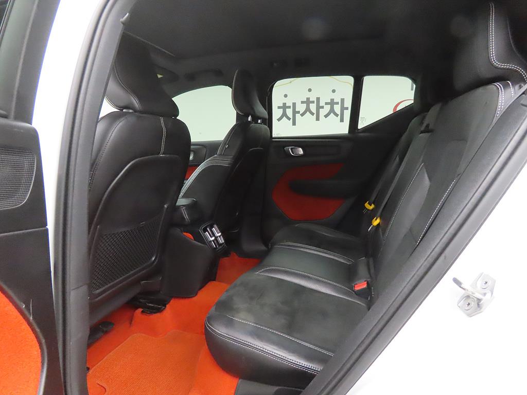 Volvo XC40 - Vista 6