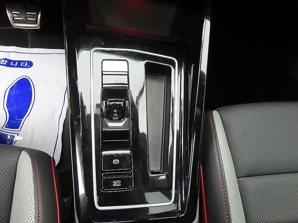 Volkswagen Golf - Vista 10