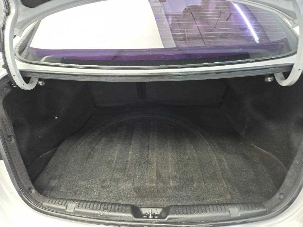 HYUNDAI Avante 2012 Blanco - Importación desde Corea - HF Imports Iquique - Foto 16