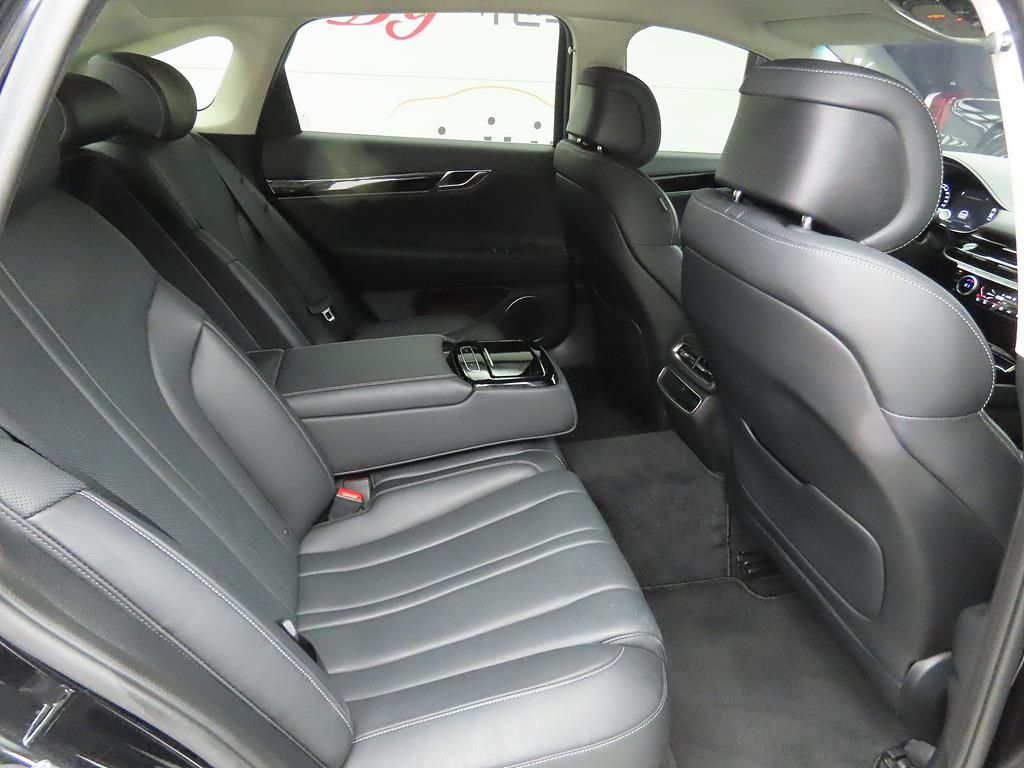 Genesis G80 - Vista 7