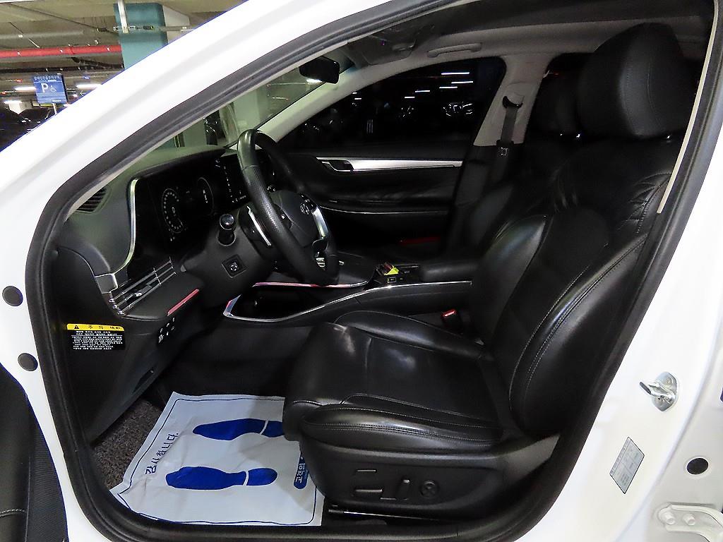 HYUNDAI Grandeur - Vista 6