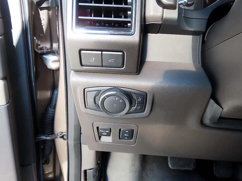 Ford Expedition - Vista 12