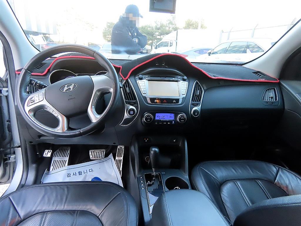 HYUNDAI Tucson - Vista 7