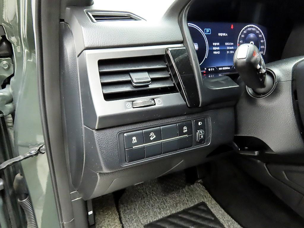 Ssangyong Rexton 2023 Verde - Importación desde Corea - HF Imports Iquique - Foto 13