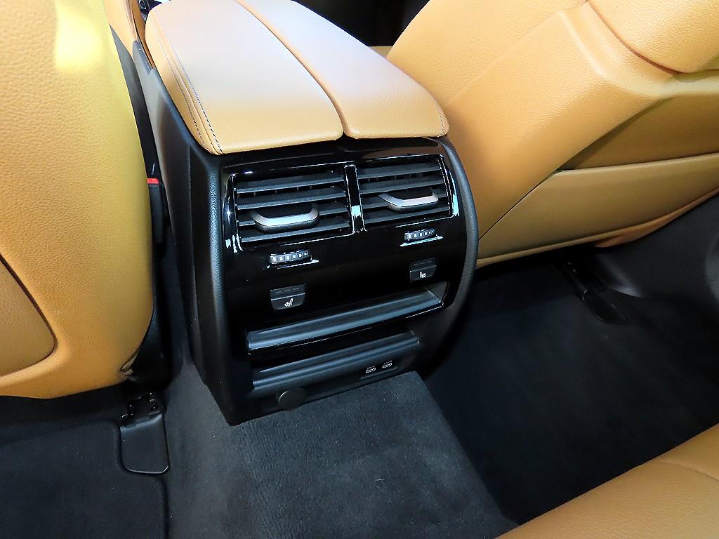 BMW 5 Series 2022 Negro - Importación desde Corea - HF Imports Iquique - Foto 17