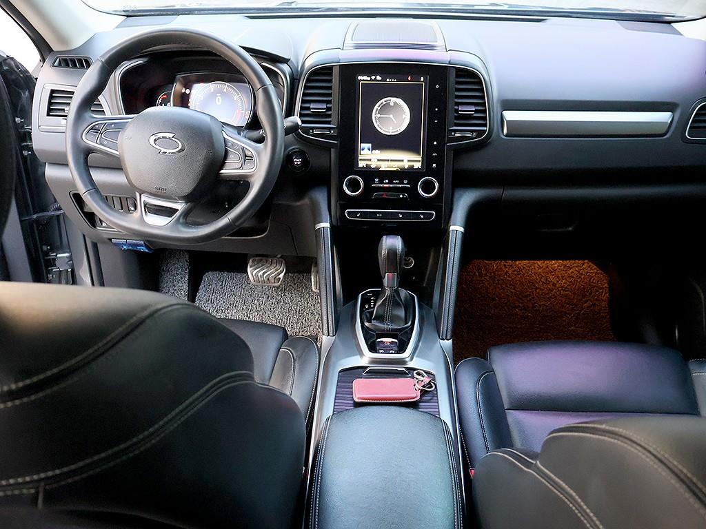 SAMSUNG QM6 - Vista 9