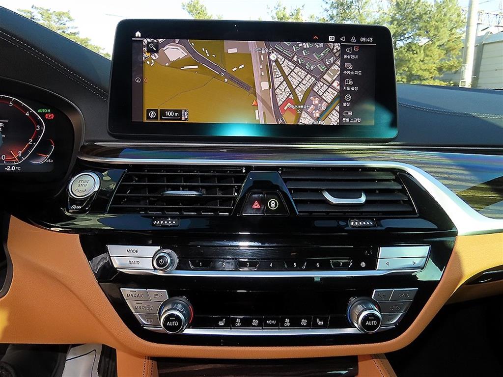 BMW 5 Series 2022 Negro - Importación desde Corea - HF Imports Iquique - Foto 13