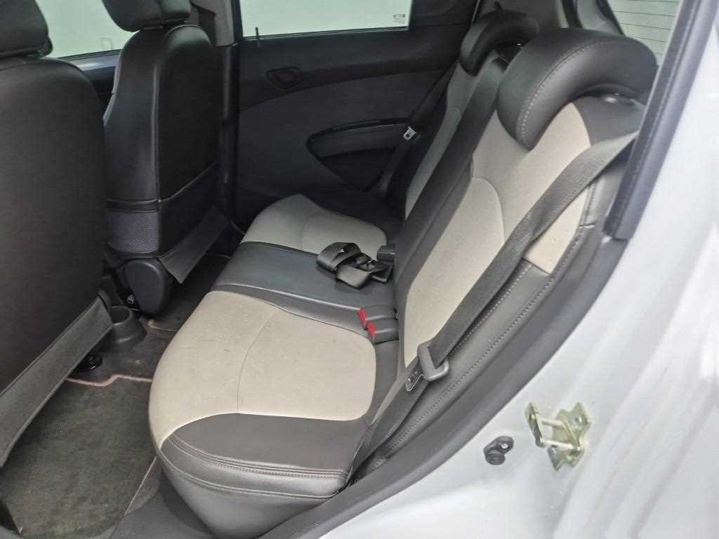 Chevrolet Spark - Vista 12