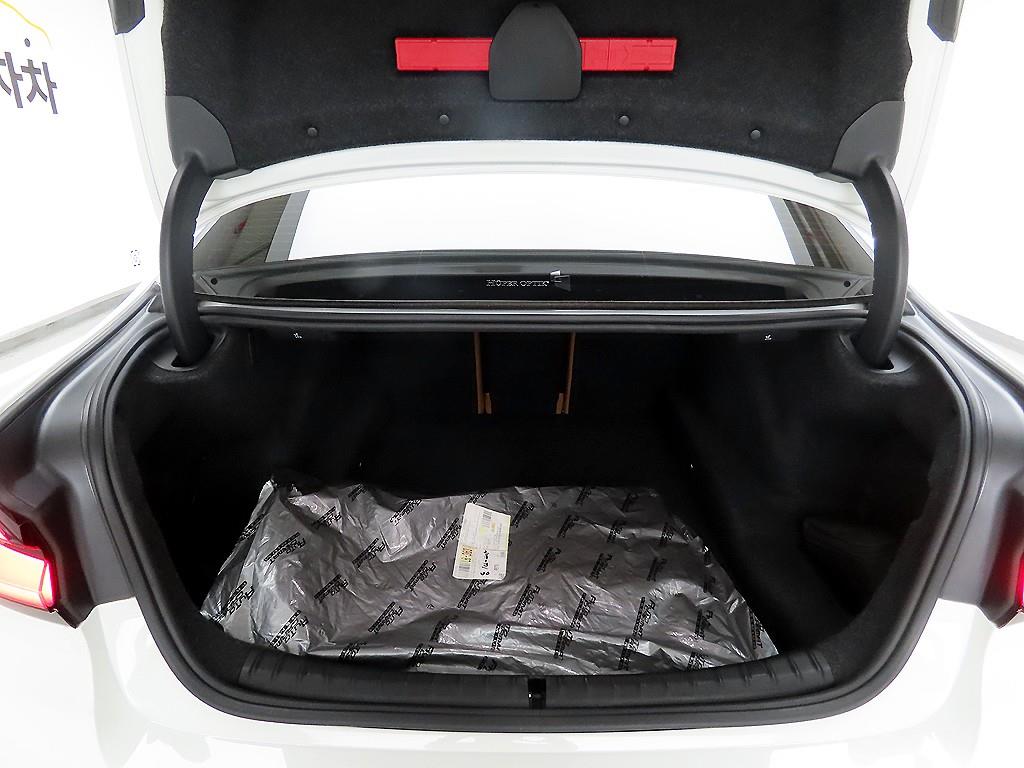 BMW 5 Series - Vista 5