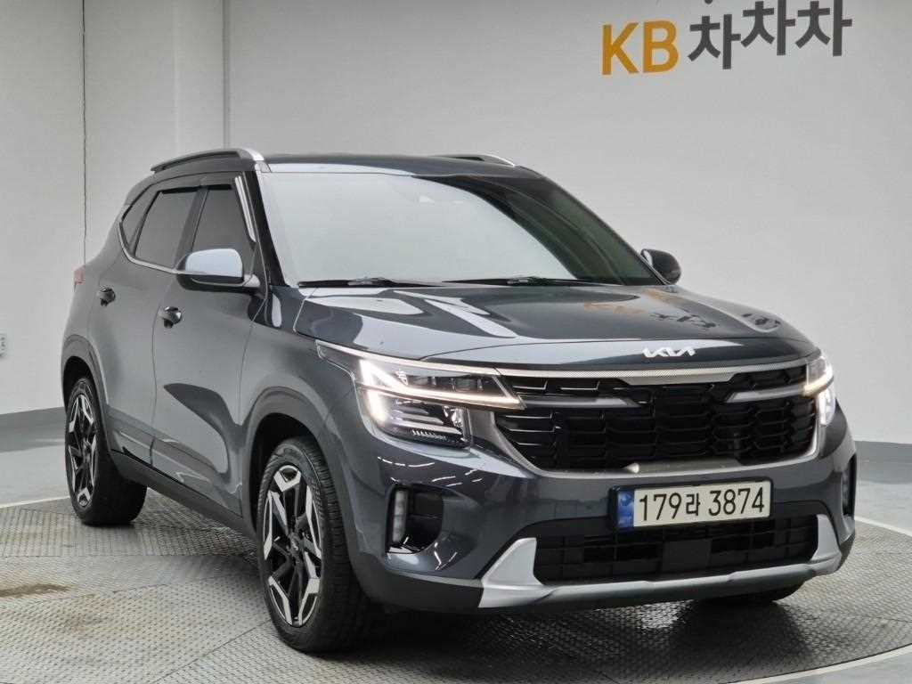 KIA Seltos - Vista 4