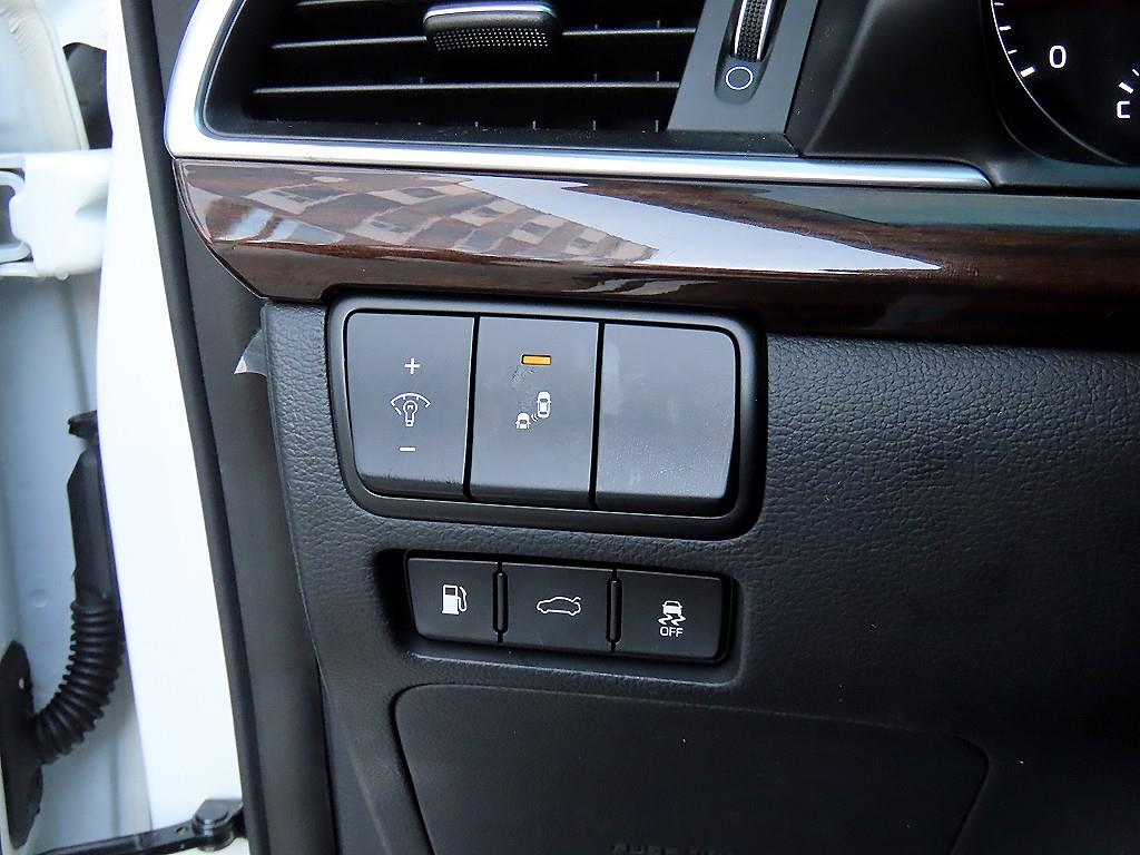 KIA K7 2018 Blanco - Importación desde Corea - HF Imports Iquique - Foto 13