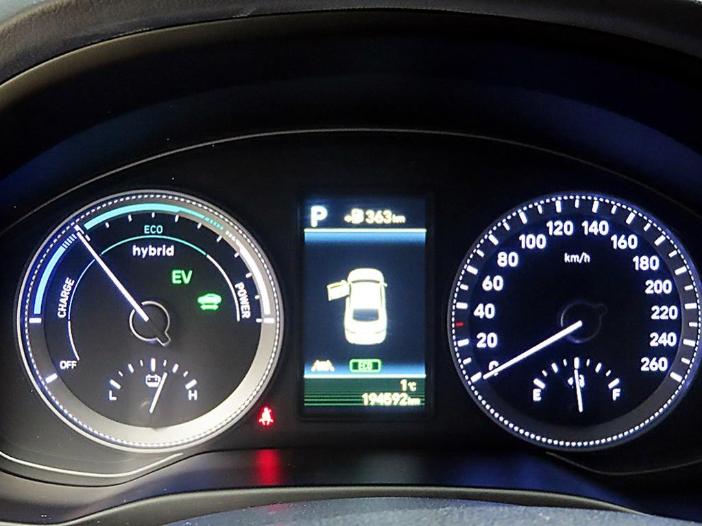 HYUNDAI Grandeur - Vista 8