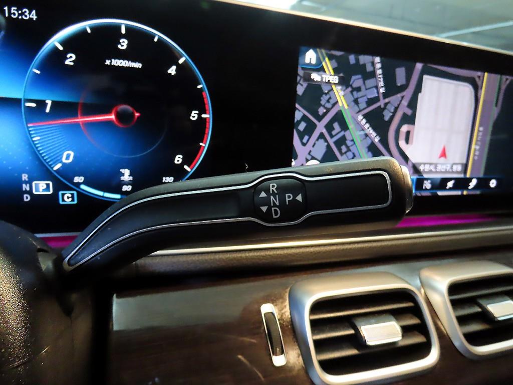 Mercedes Benz GLE Class - Vista 12