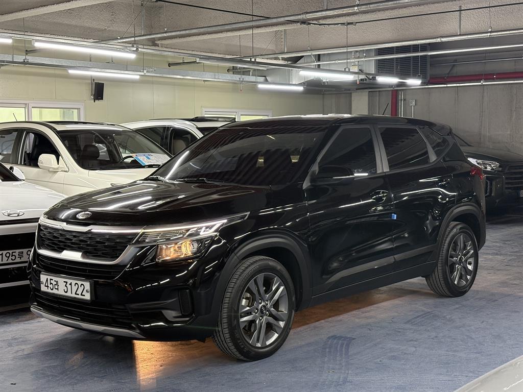 KIA Seltos 2020 Negro - Importación desde Corea - HF Imports Iquique - Foto 1