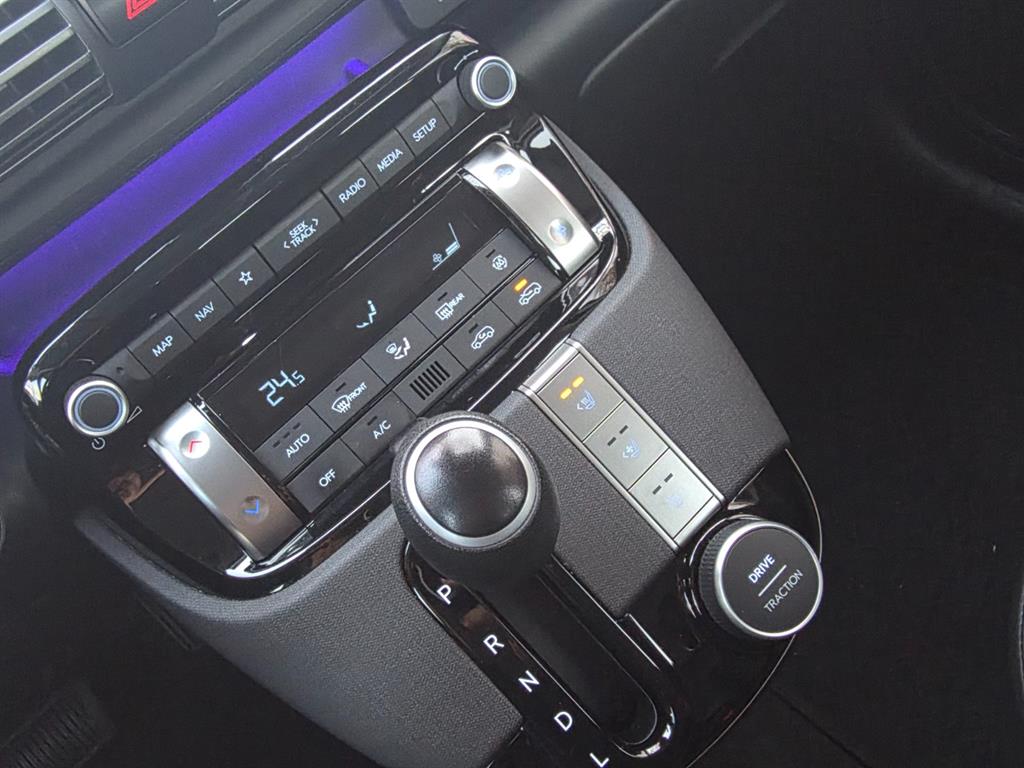 HYUNDAI Casper - Vista 9