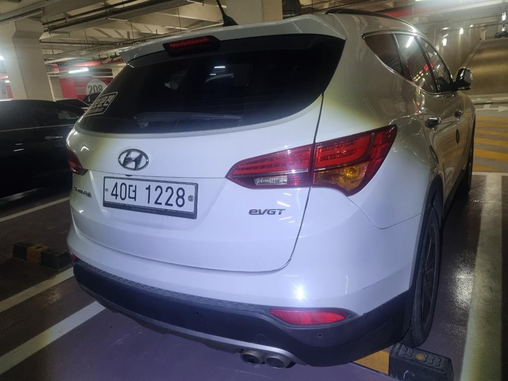 HYUNDAI Santa Fe - Vista 2