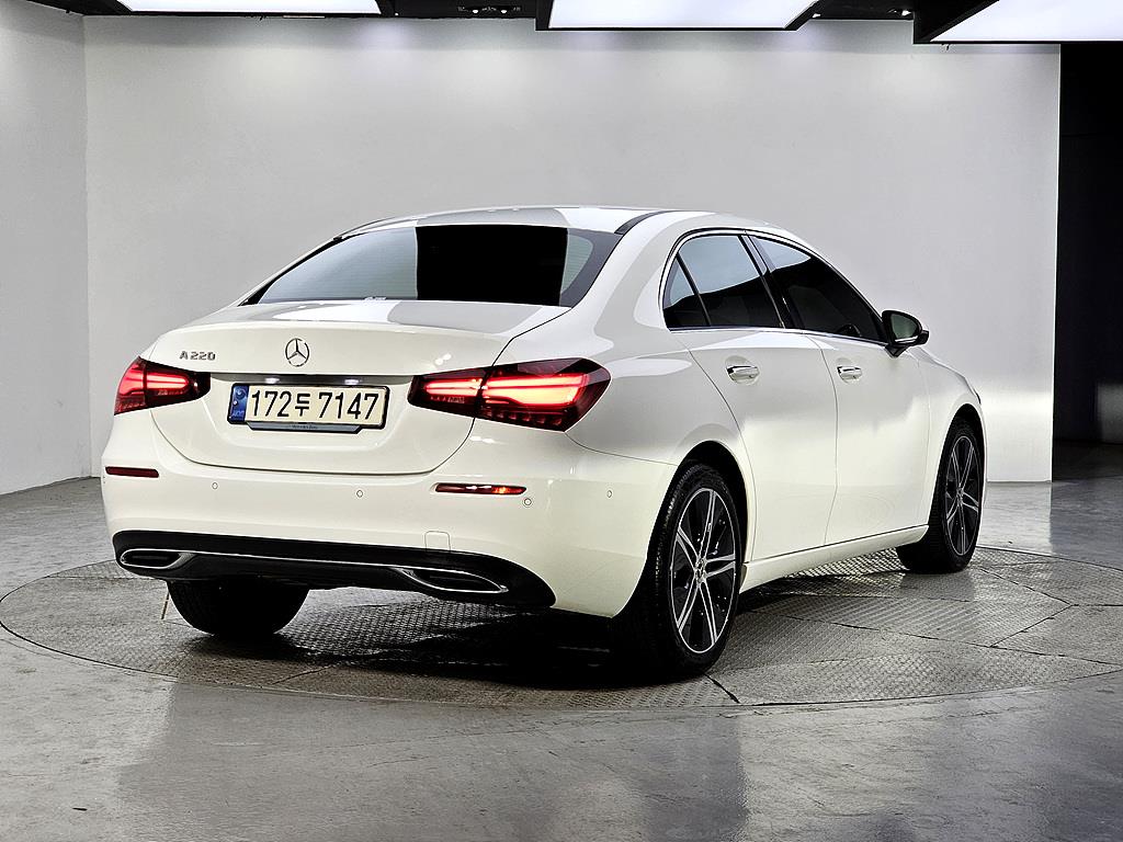 Mercedes Benz A Class - Vista 4