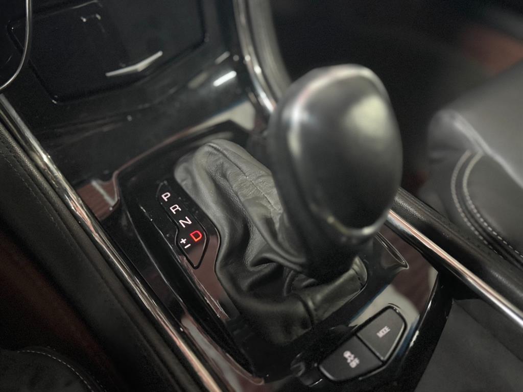 Cadillac ATS - Vista 10