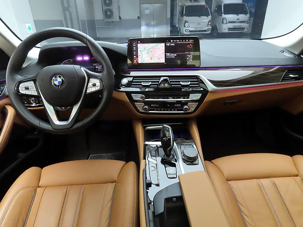 BMW 5 Series - Vista 8
