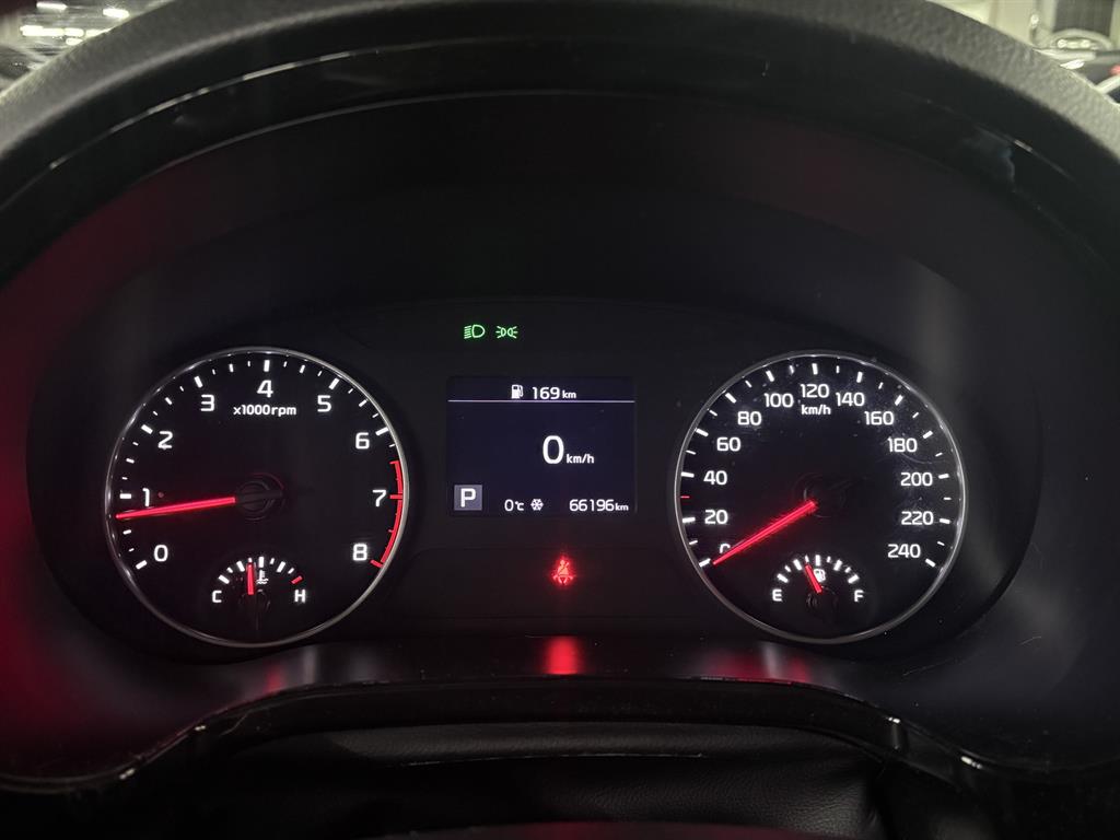 KIA Seltos - Vista 10