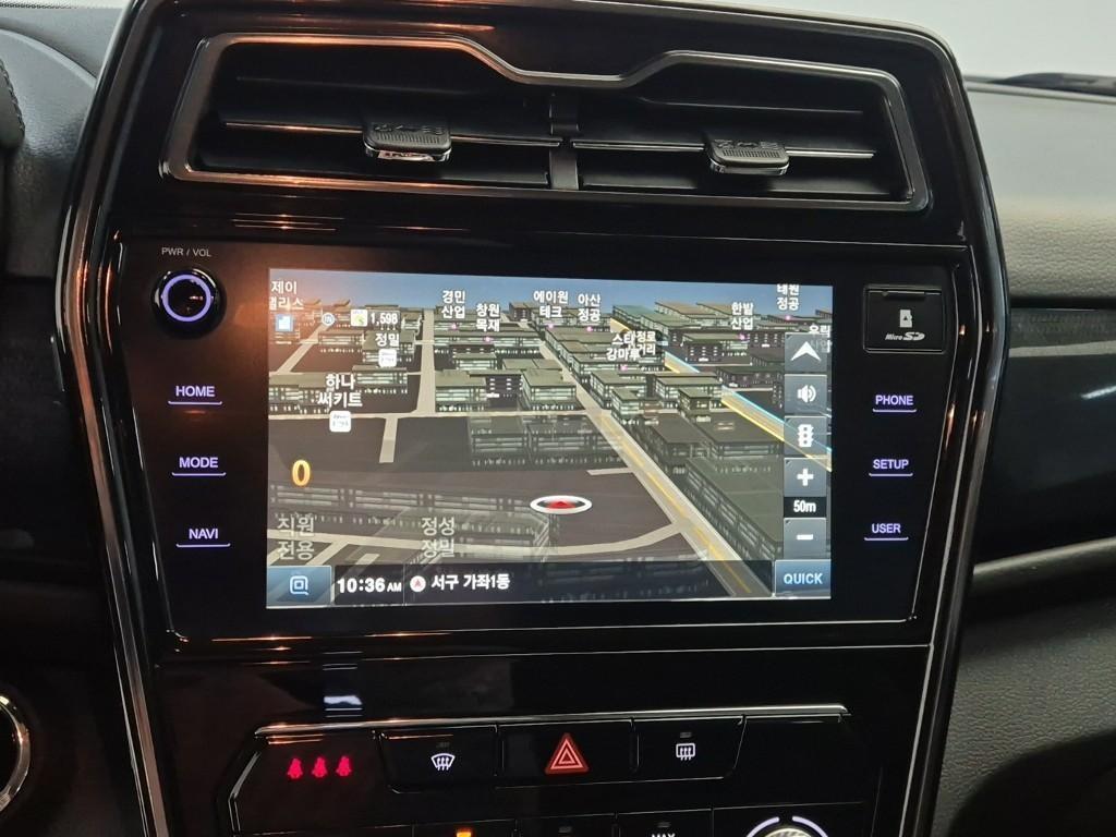 Ssangyong Tivoli - Vista 12