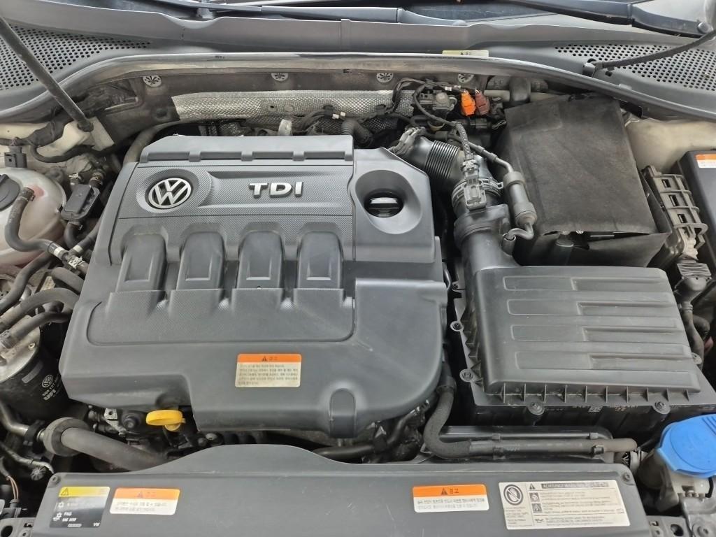 Volkswagen Golf - Vista 5