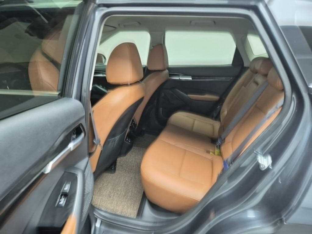 KIA Seltos - Vista 12