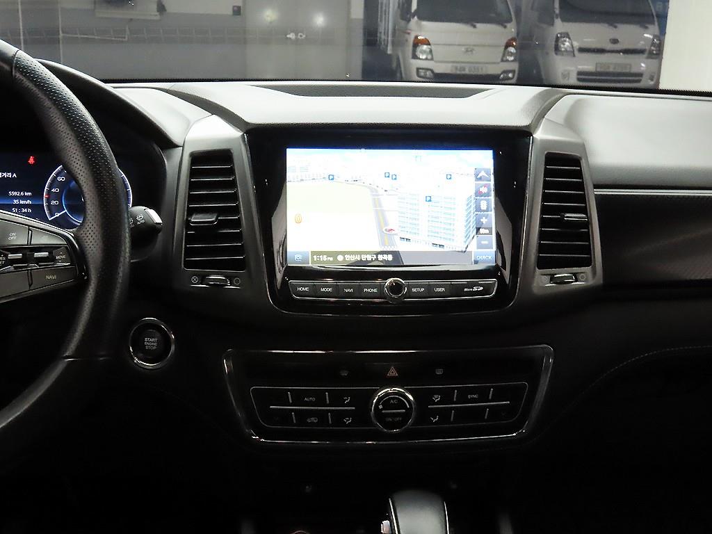 Ssangyong Rexton - Vista 9