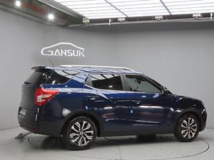 Ssangyong Tivoli - Vista 8